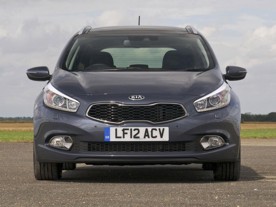  Kia cee&rsquo;d Station Wagon 2012 года  (UK) (фото 31 из 31)